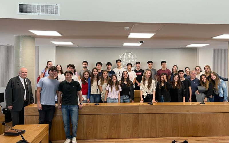 Estudiantes de la FCE visitan el Polo Judicial Río Cuarto