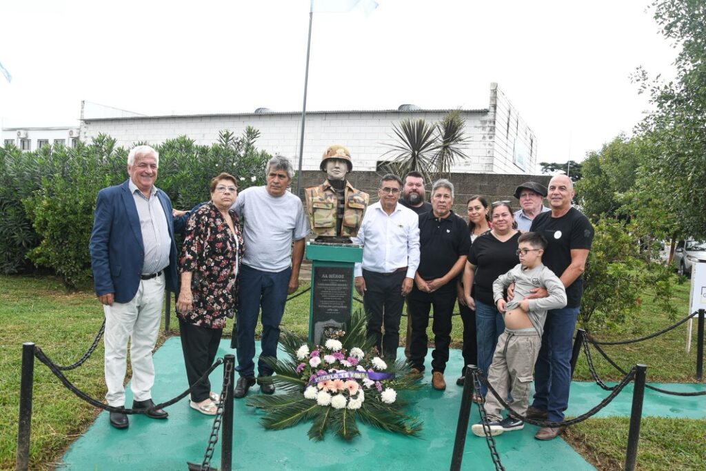 Alejandro Roca Pcp Alejandro Roca: emotivo acto por el Día del Veterano y de los Caídos en ...
